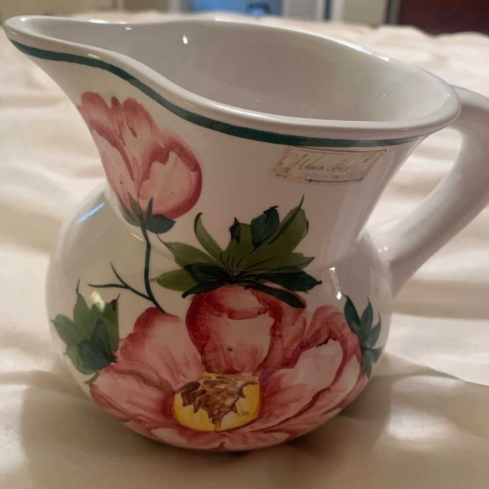 Decorative ceramic vase